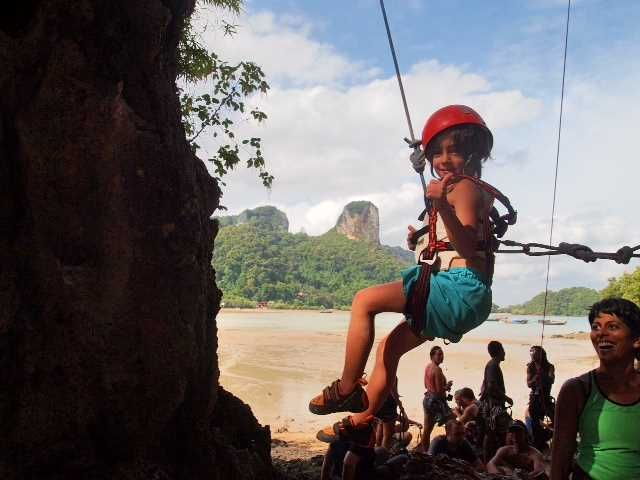 krabi-half-day-rock-climbing-at-railay-beach