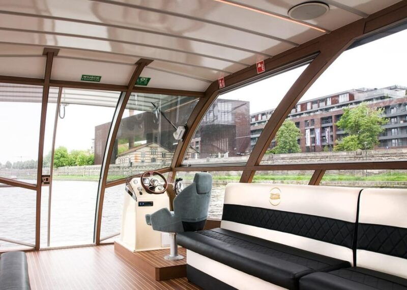 krakow-vistula-river-sightseeing-cruise