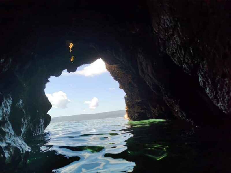 krk-krusija-bay-blue-cave-and-golden-beach-boat-trip