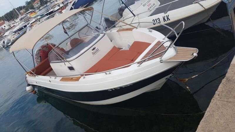 krk-rent-a-boat-admiral-660