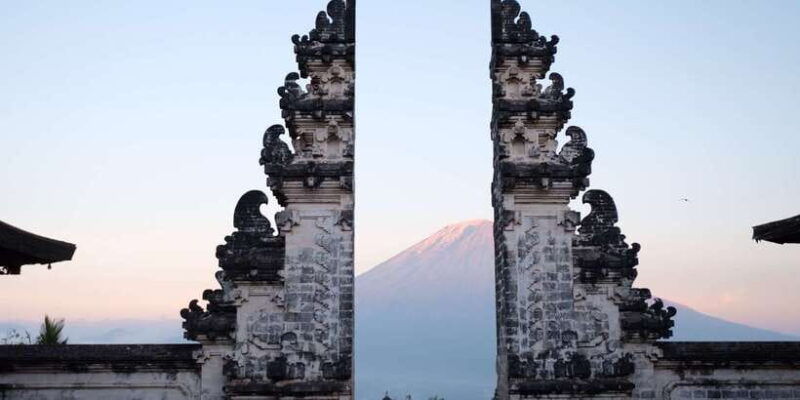 lempuyang-gate-of-heaven-day-trip-with-a-photographer