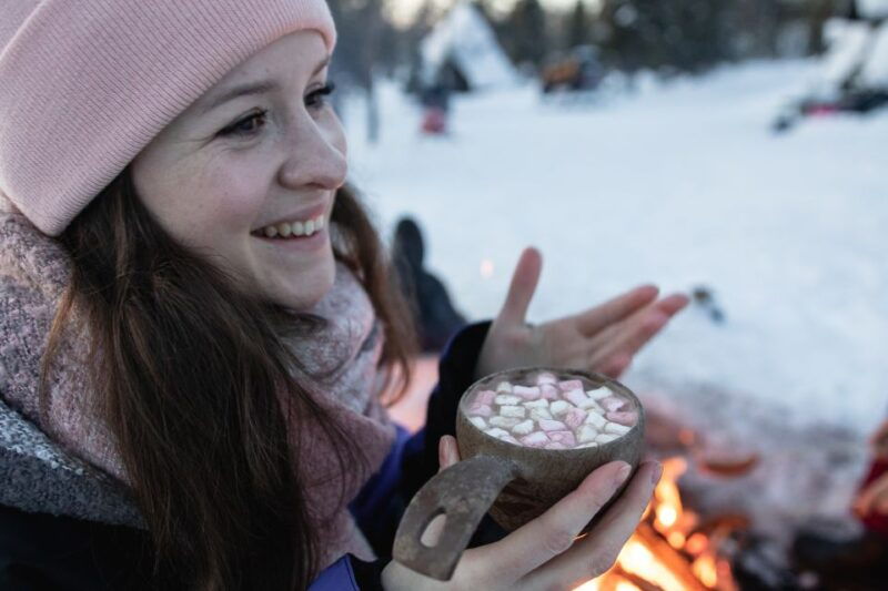 levi-snowmobile-safari-with-ice-fishing-and-outdoor-lunch