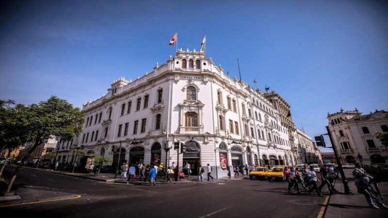lima-walking-city-tour-and-catacombs
