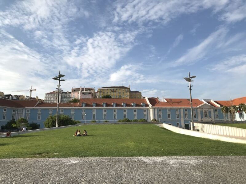 lisbon-honda-pcx-or-vision-125cc-rental-from-4hours-7-days