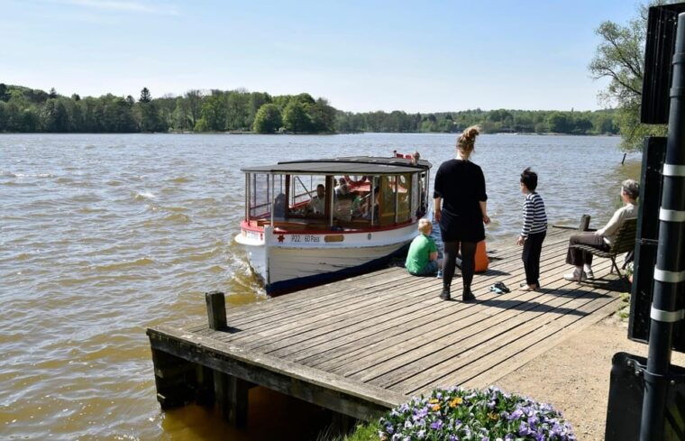 lyngby-bagsvaerd-lake-baadfarten-boat-ride