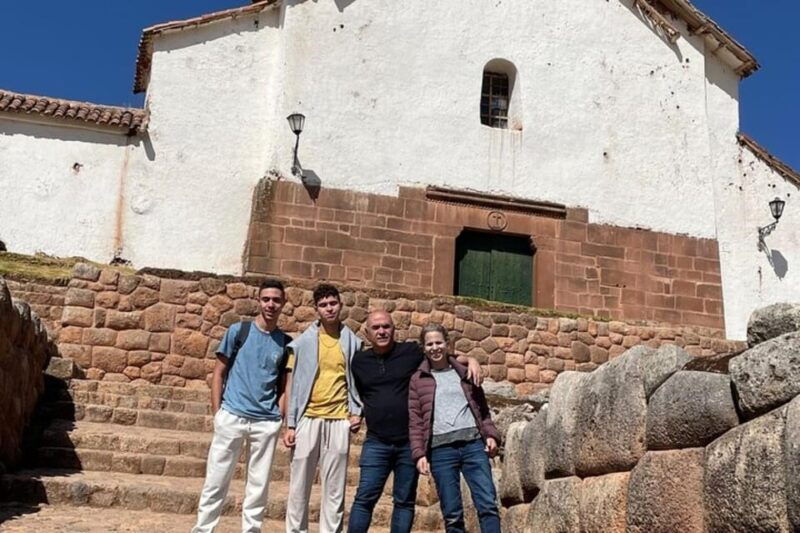 machu-picchu-overnight-tour-with-sacred-valley