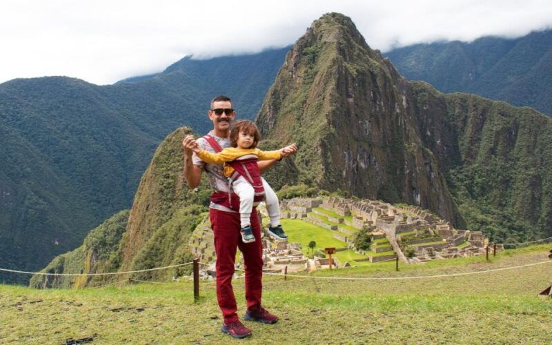 machupicchu-tour-by-tourist-train-in-2-days