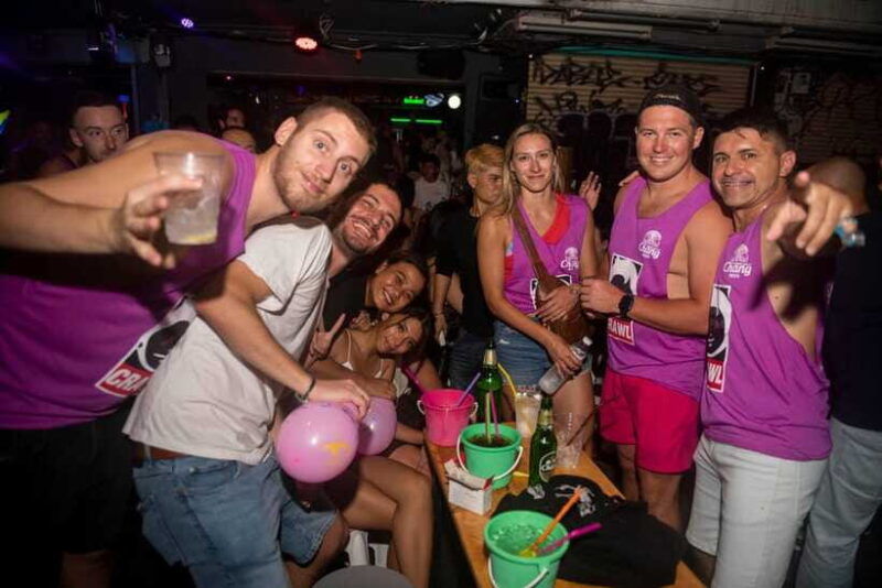 mad-monkey-bangkok-pub-crawl