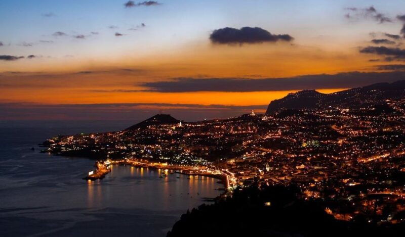 madeira-by-night-with-traditional-dinner