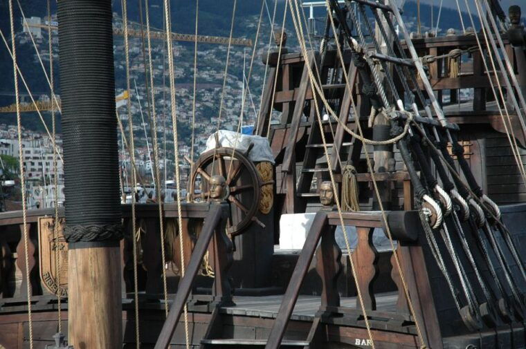 madeira-pirate-ship-3-hour-boat-trip