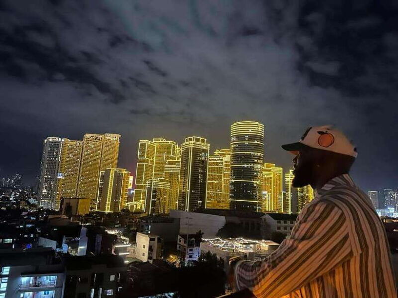 makati-rooftop-bar-hopping-tour-with-venus