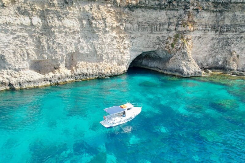 malta-blue-lagoon-comino-gozo-private-boat-cruise-trip