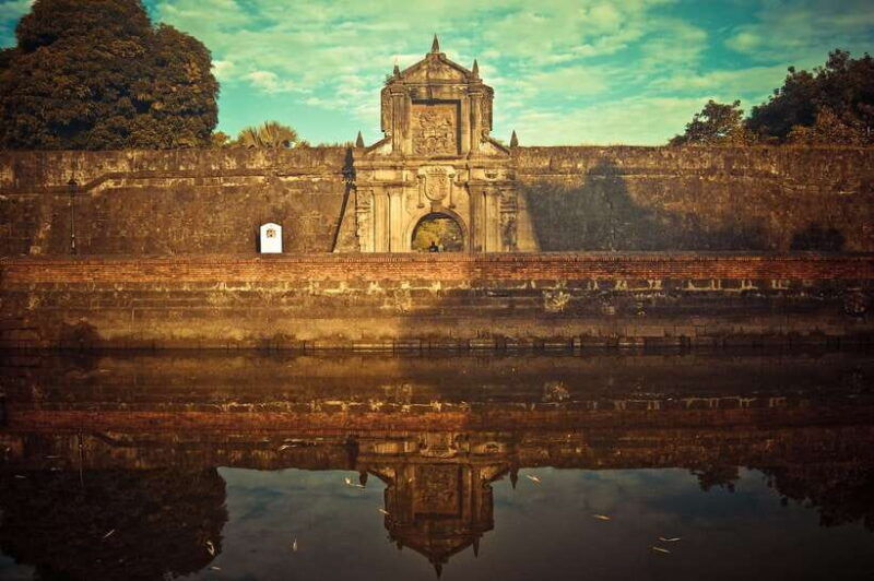 manila-filipino-historic-walking-tour-in-intramuros