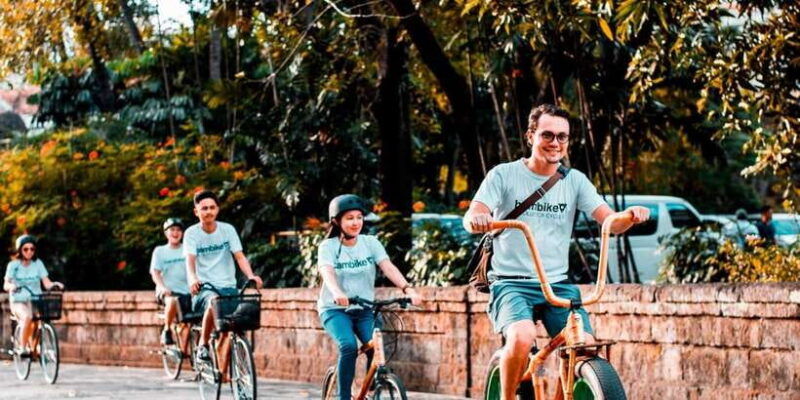 manila-guided-sunset-bamboo-bike-tour-in-intramuros