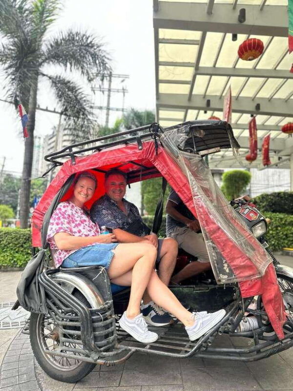 manila-tuktuk-and-jeepney-ride-guided-tour