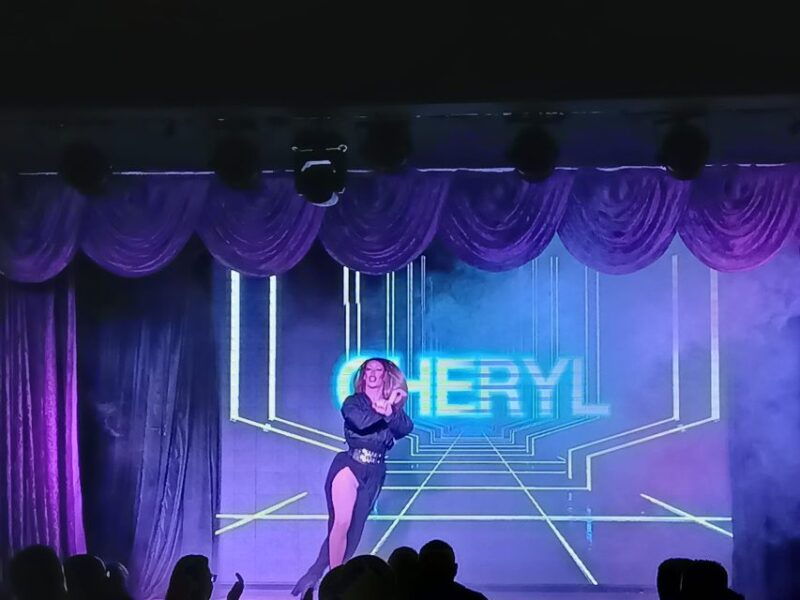 marmaris-talk-of-the-town-dinner-show-with-pickup