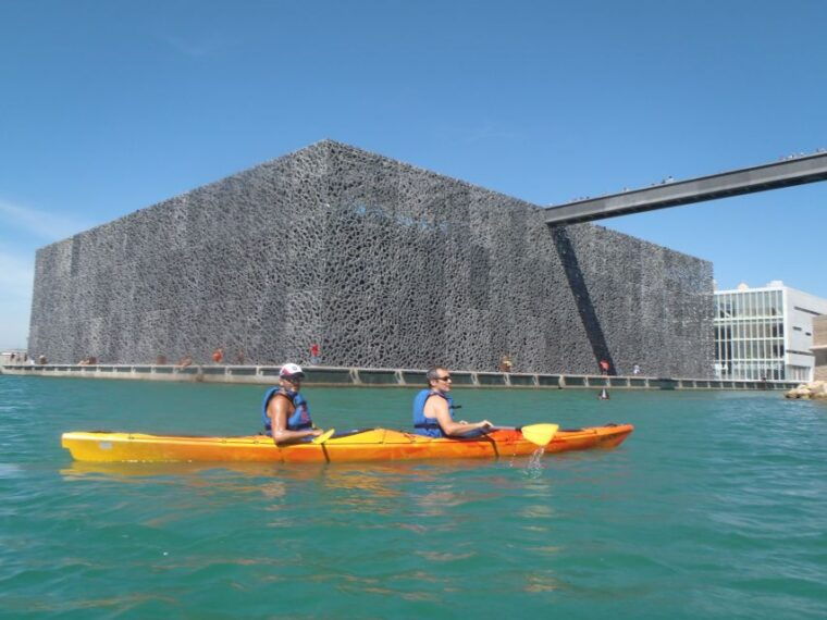 marseille-calanques-sea-kayaking-guided-tour