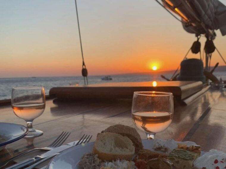 marseille-frioul-islands-sunset-cruise-with-cocktail-dinner