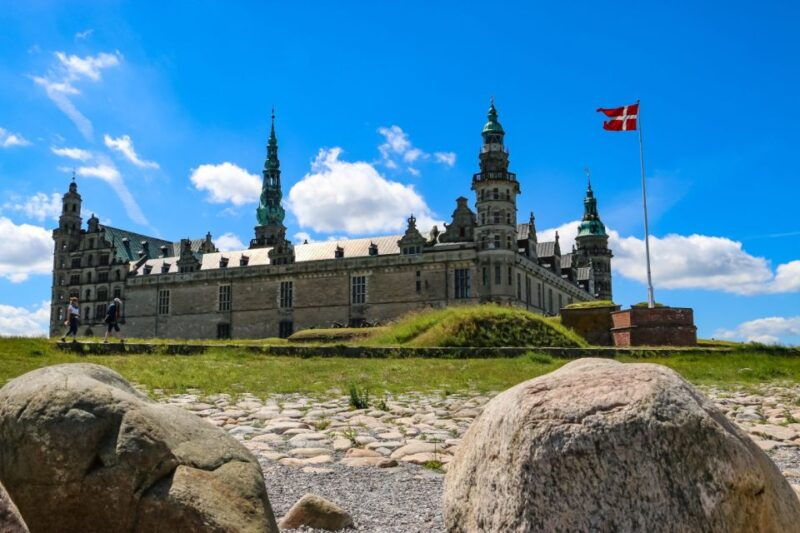 mesmerizing-helsingor-private-family-walking-tour