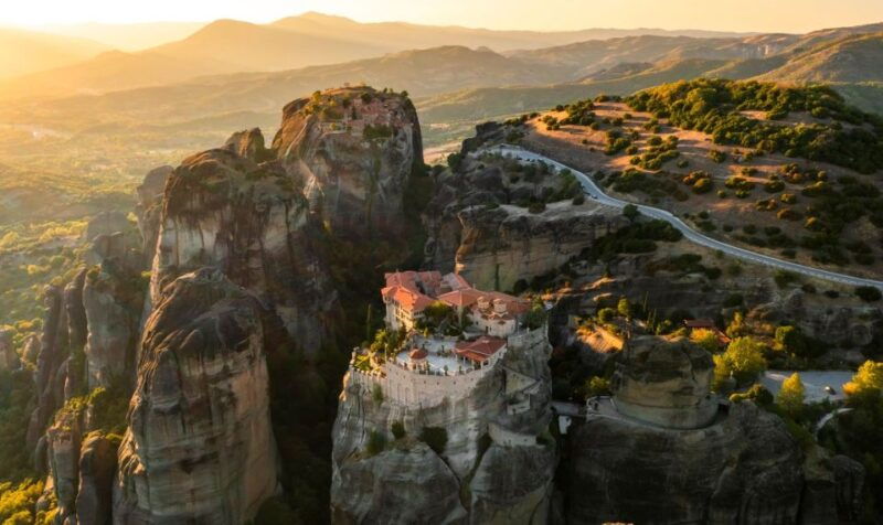 meteora-sunset-hike-to-secret-caves