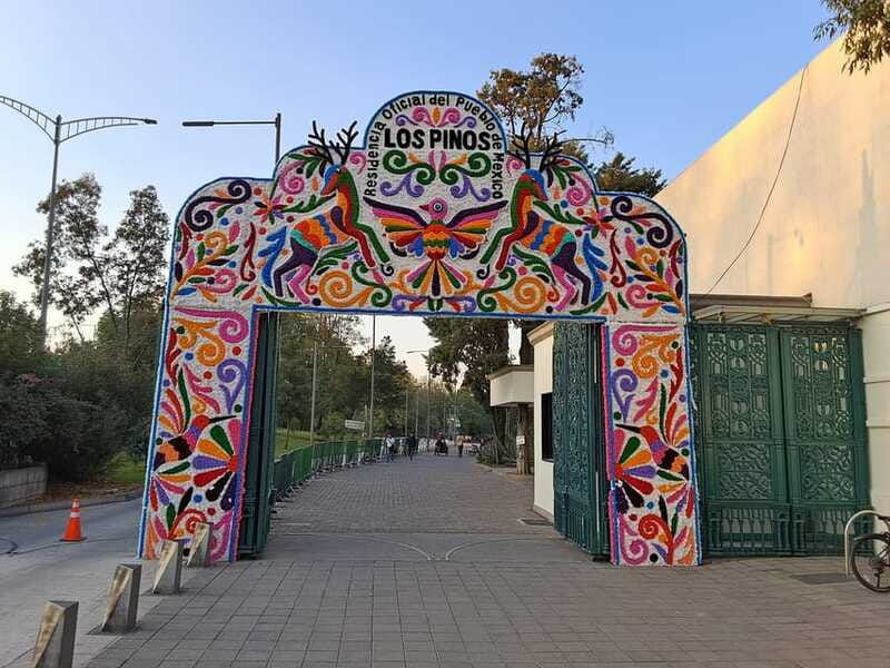 mexico-city-cable-car-tour-cultural-sites-and-typical-food