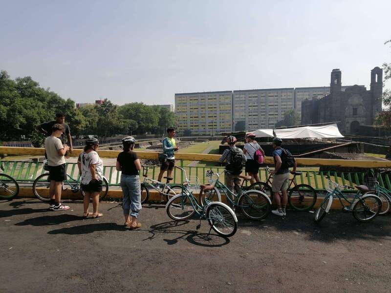 mexio-city-art-naco-murals-street-art-bike-tour