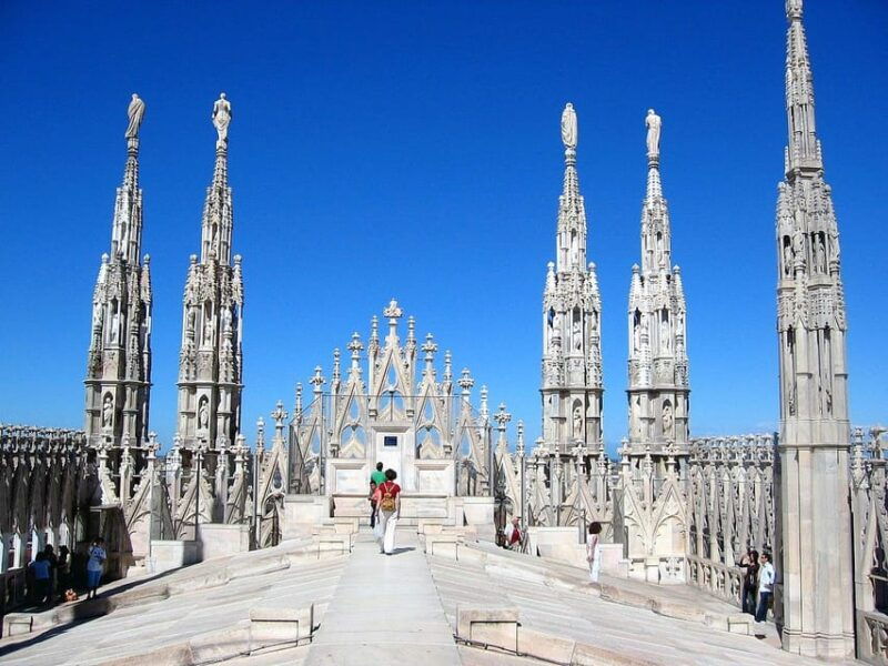 milan-cathedral-fast-track-access-with-outside-guided-tour