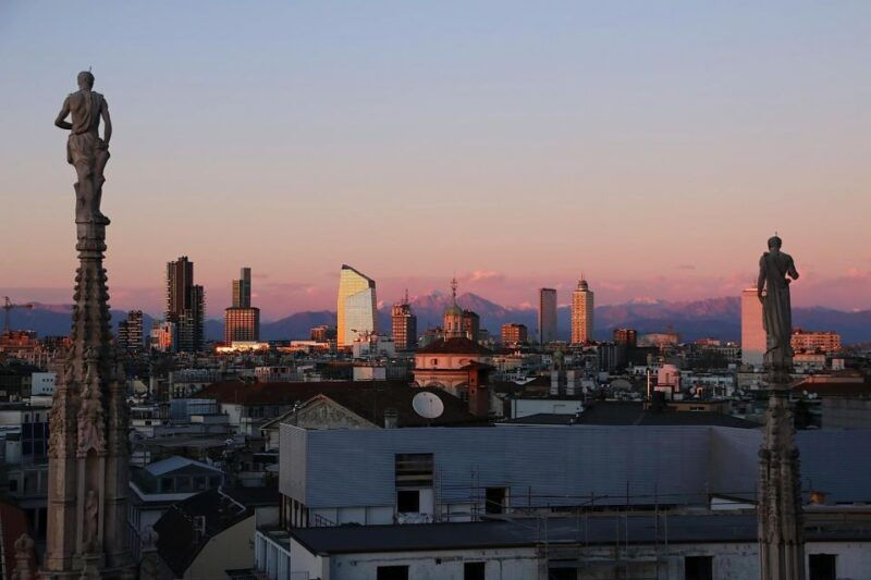 milan-express-walk-with-a-local-in-90-minutes