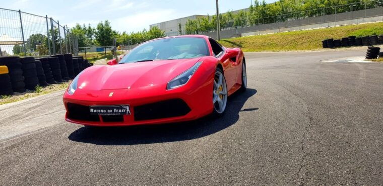 milan-test-drive-a-ferrari-488-on-a-race-track