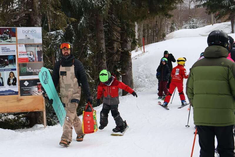 montreal-guided-skiing-or-snowboarding-in-quebec-forests