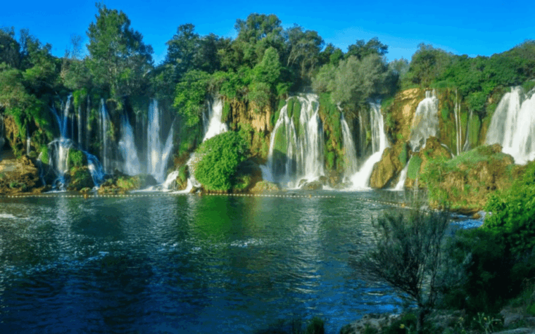 mostar-and-kravice-waterfalls-private-tour-from-split