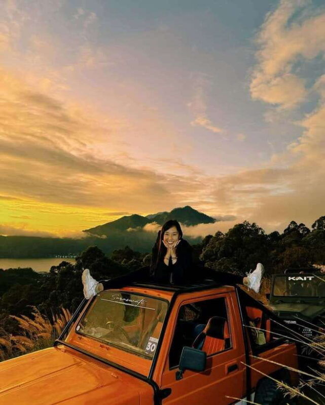 mount-batur-4wd-jeep-sunrise-with-hot-spring-optional