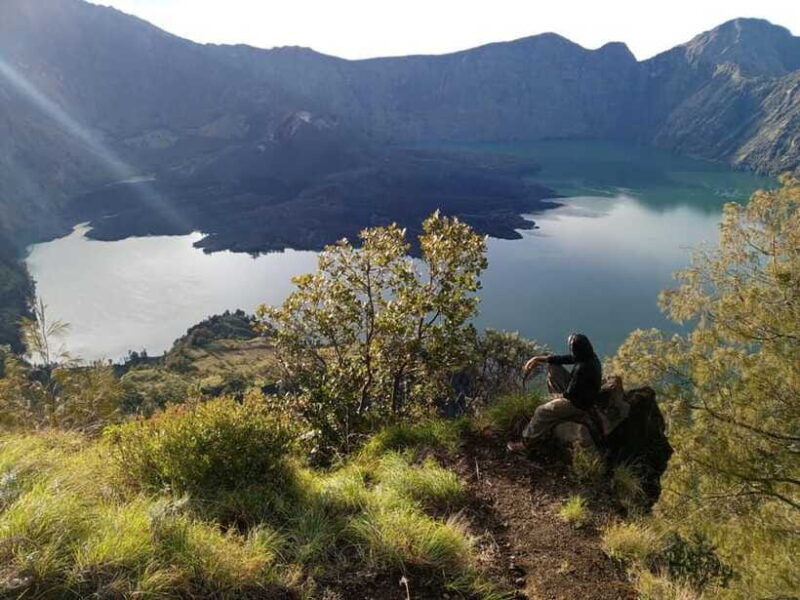mount-rinjani-senaru-crater-rim-2-day-1-night