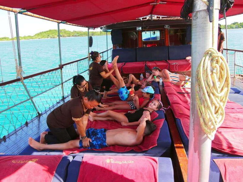 mu-ko-ang-thong-private-day-charter-in-classic-thai-yacht