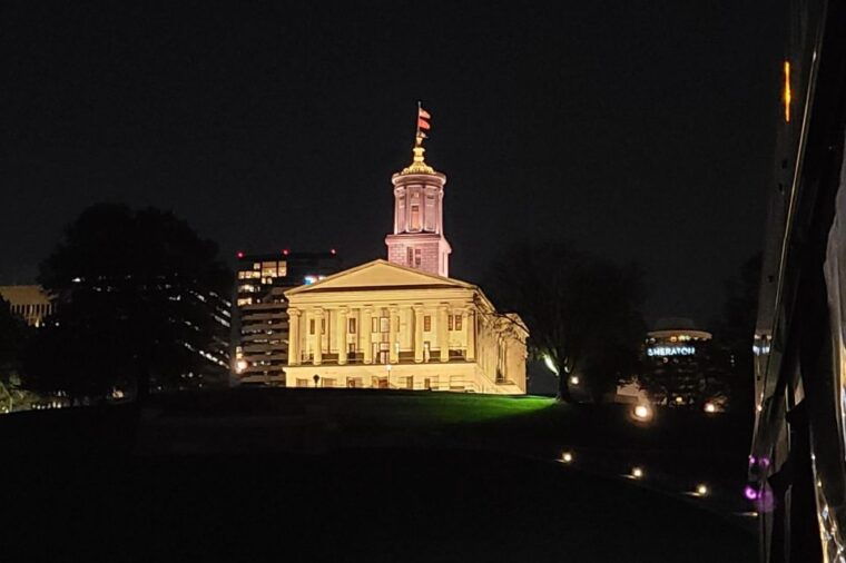 nashville-music-city-nighttime-trolley-tour
