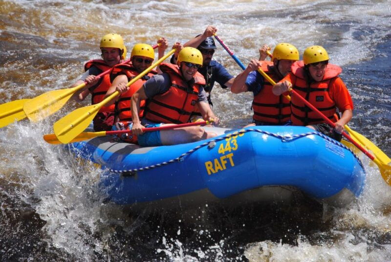 negombo-adventure-water-rafting-in-kitulgala