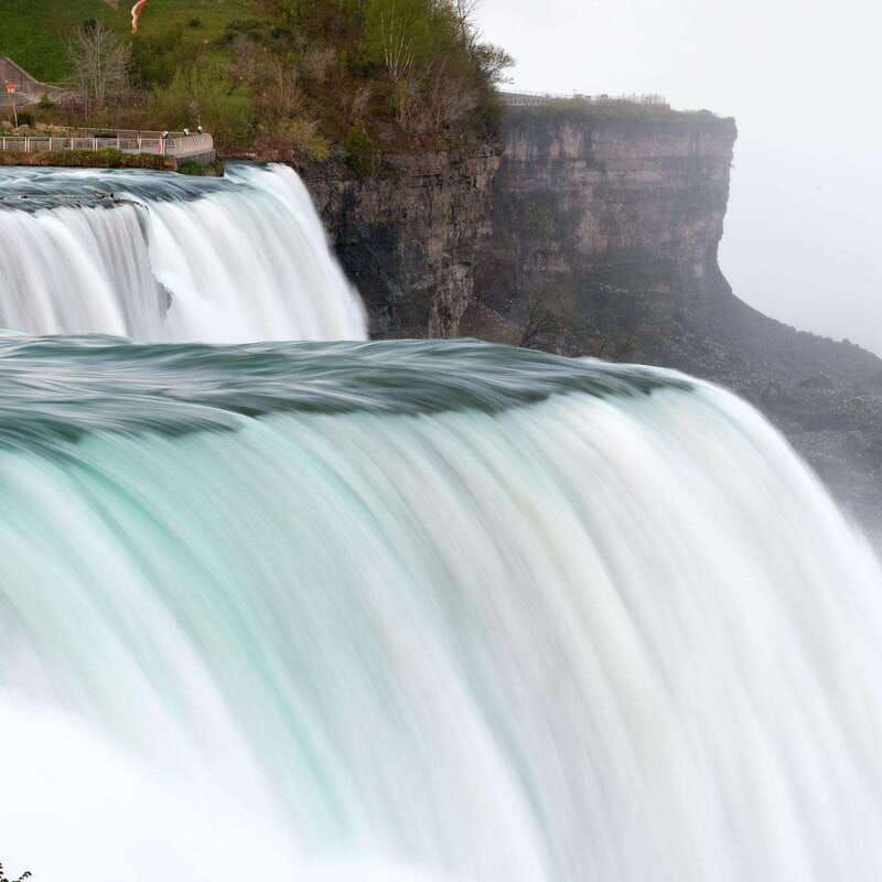 new-york-city-niagara-falls-overnight-guided-trip-2