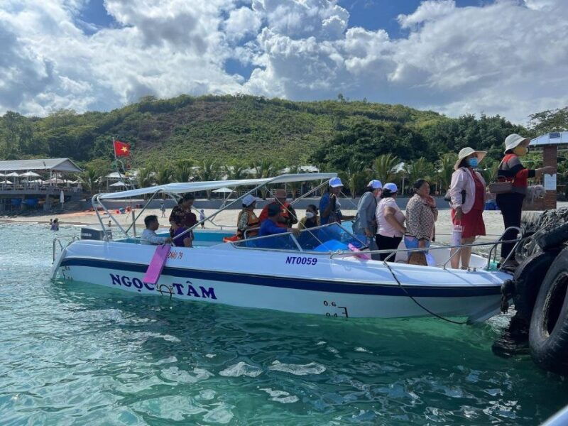nha-trang-hon-mieu-and-hon-tam-island-tour-with-lunch