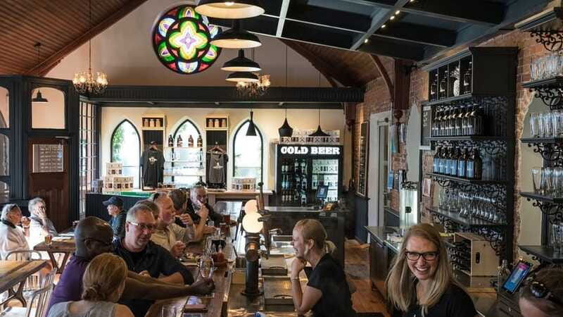 niagara-craft-brewery-tour-niagara-falls