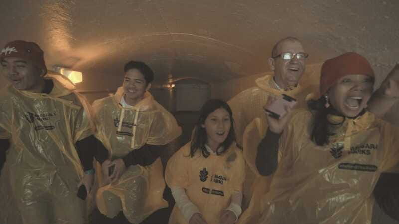niagara-falls-day-night-tour-with-boat-ride-and-dinner