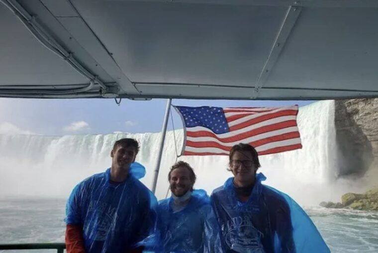 niagara-falls-usa-guided-tour-with-maid-of-the-mist-cruise