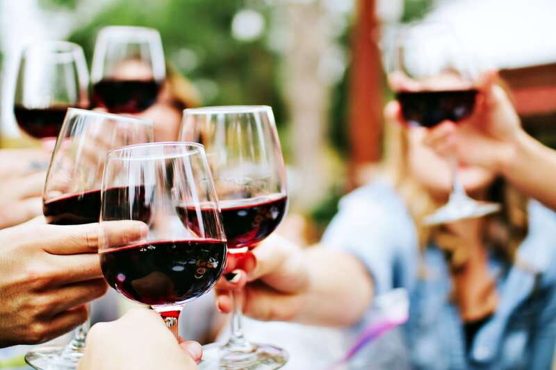 niagara-on-the-lake-half-day-wine-beer-charcuterie-tour