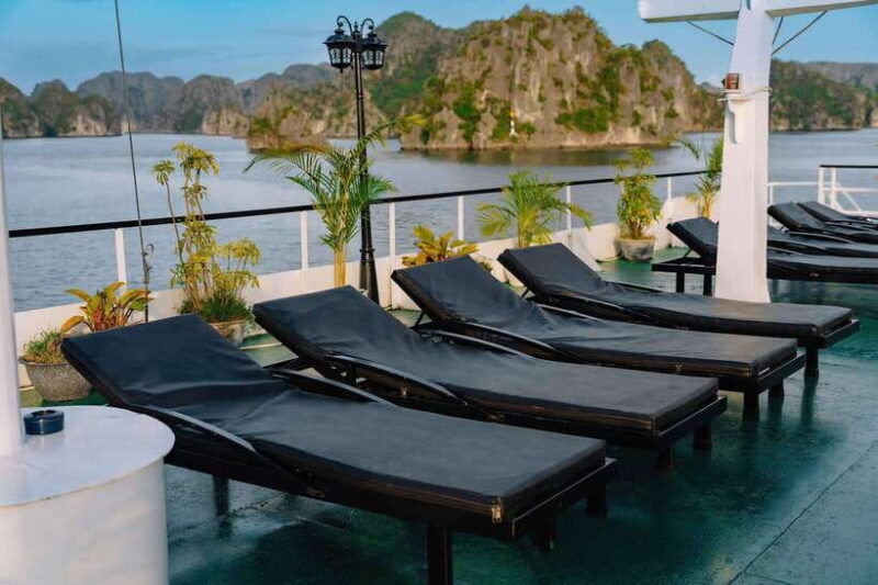 ninh-binh-2d1n-lan-ha-bay-ha-long-bay-dau-be-island