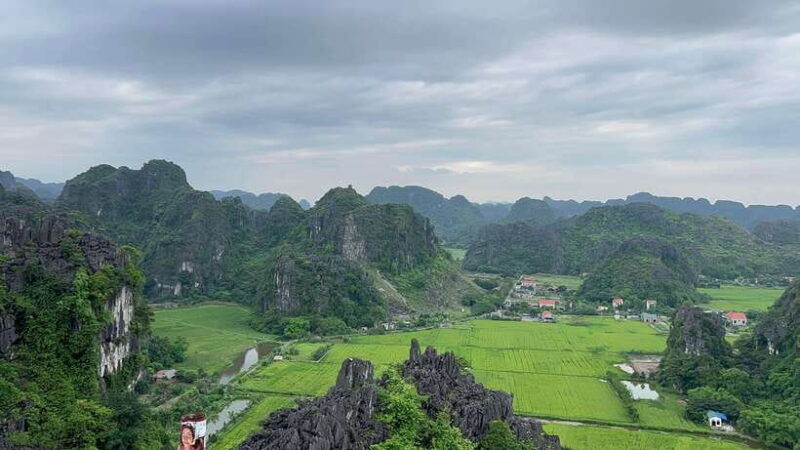 ninh-binh-and-cuc-phuong-national-park-2-day-private-tour