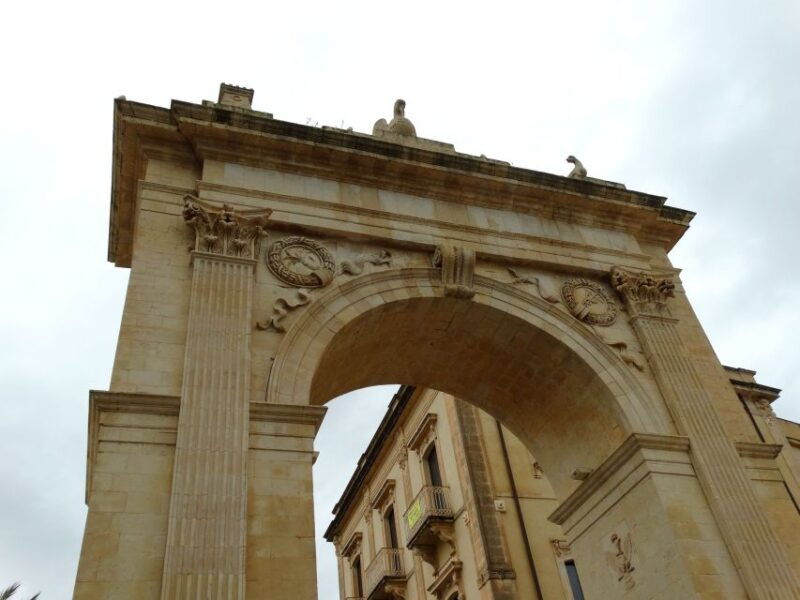 noto-sicilian-baroque-architecture-guided-walking-tour