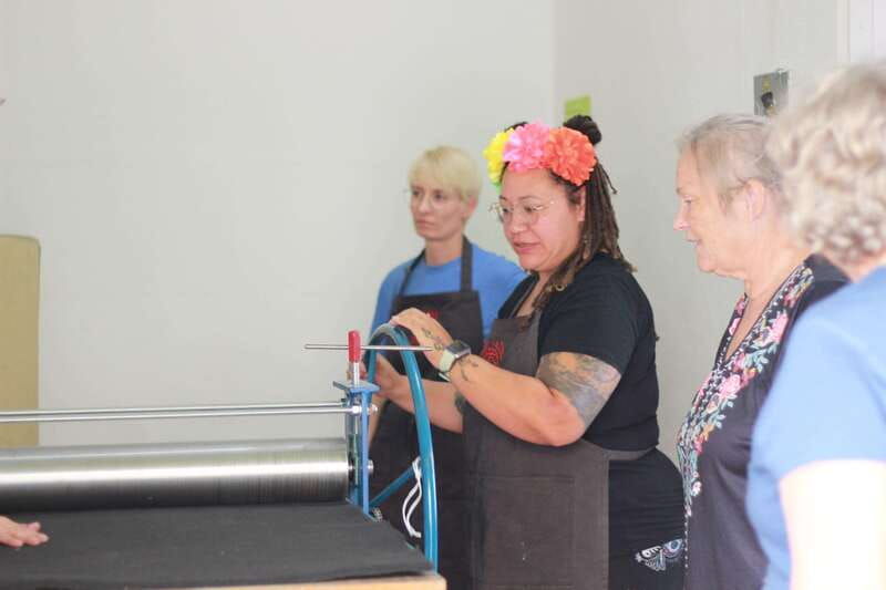 oaxaca-de-juarez-art-printing-workshop-with-a-local-artist