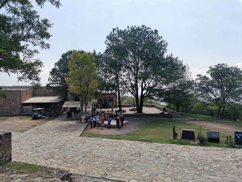 oaxaca-full-day-guided-tour-on-the-monte-alban-route