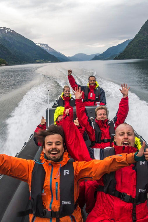 odda-rib-boat-tour-on-the-hardangerfjord