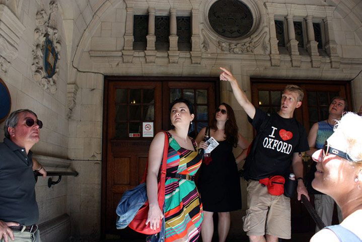 oxford-university-guided-small-group-walking-tour
