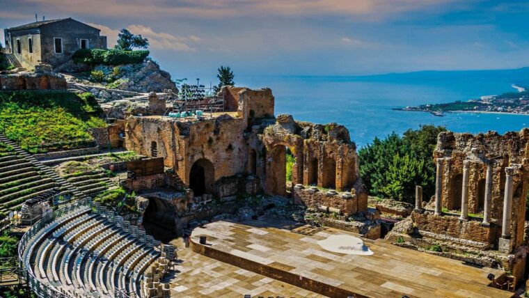 palermo-cefalu-mount-etna-and-taormina-day-trip